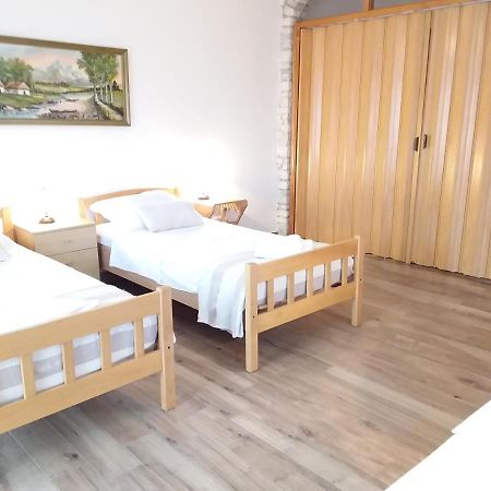 Apartman Tomo Pula Dış mekan fotoğraf