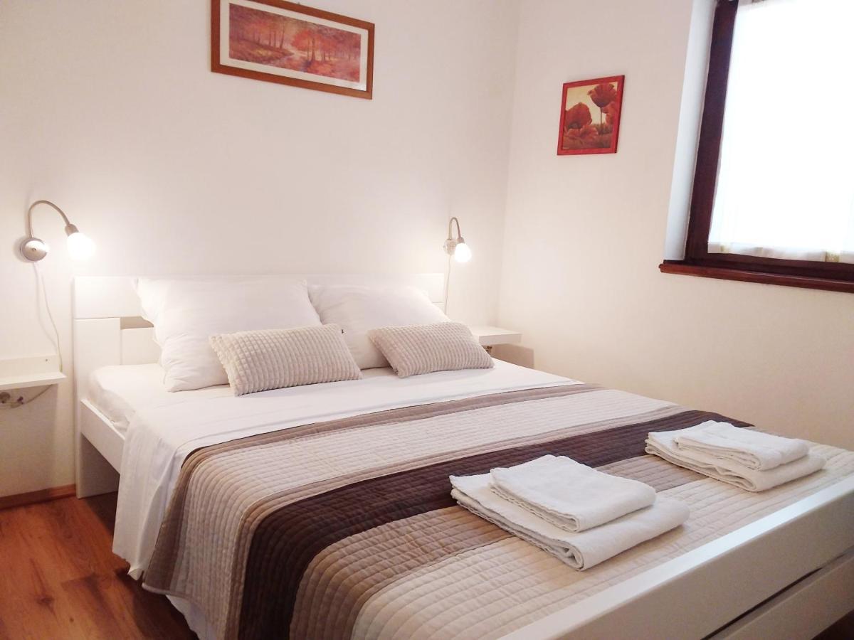 Apartman Tomo Pula Dış mekan fotoğraf